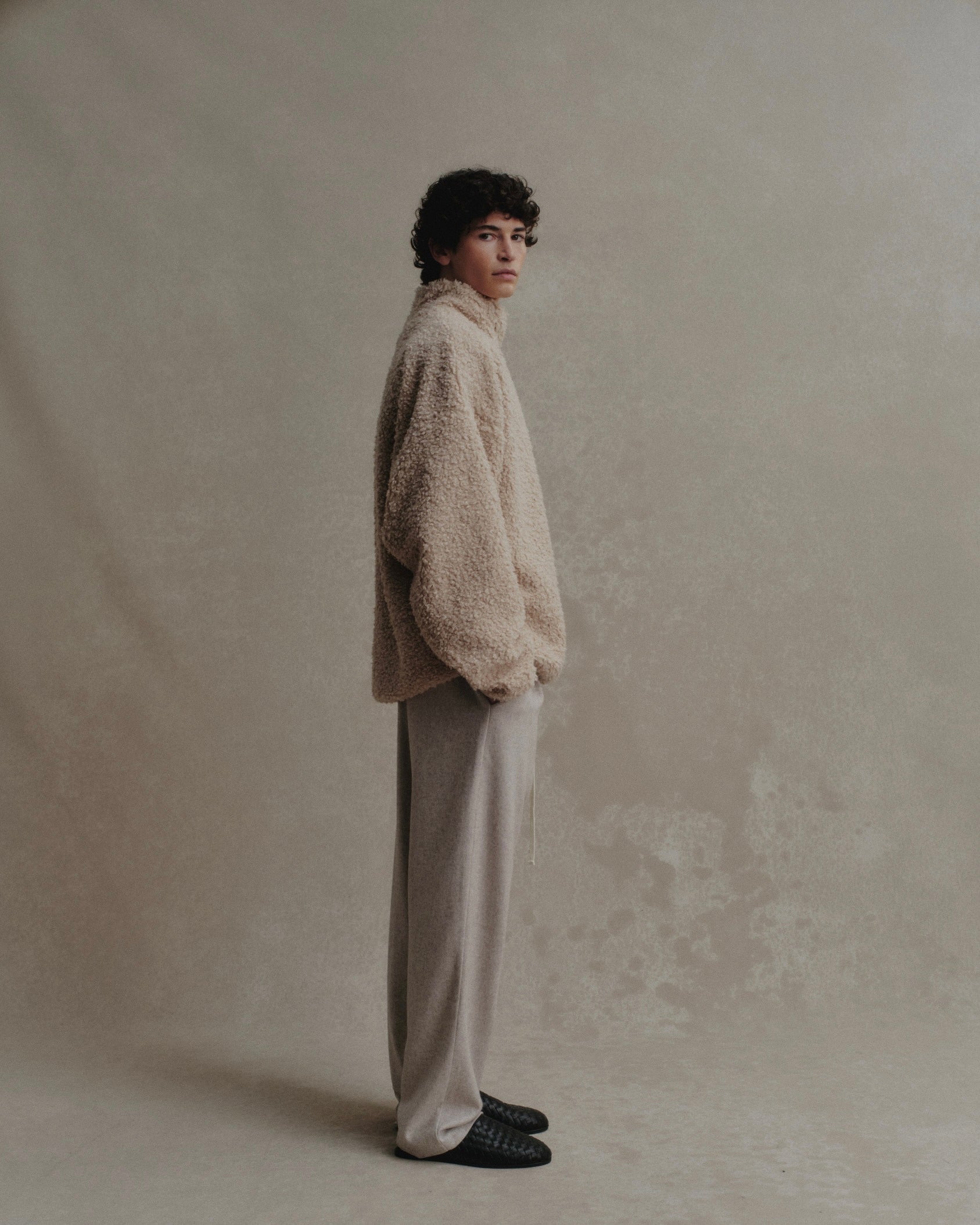 High Neck Pullover